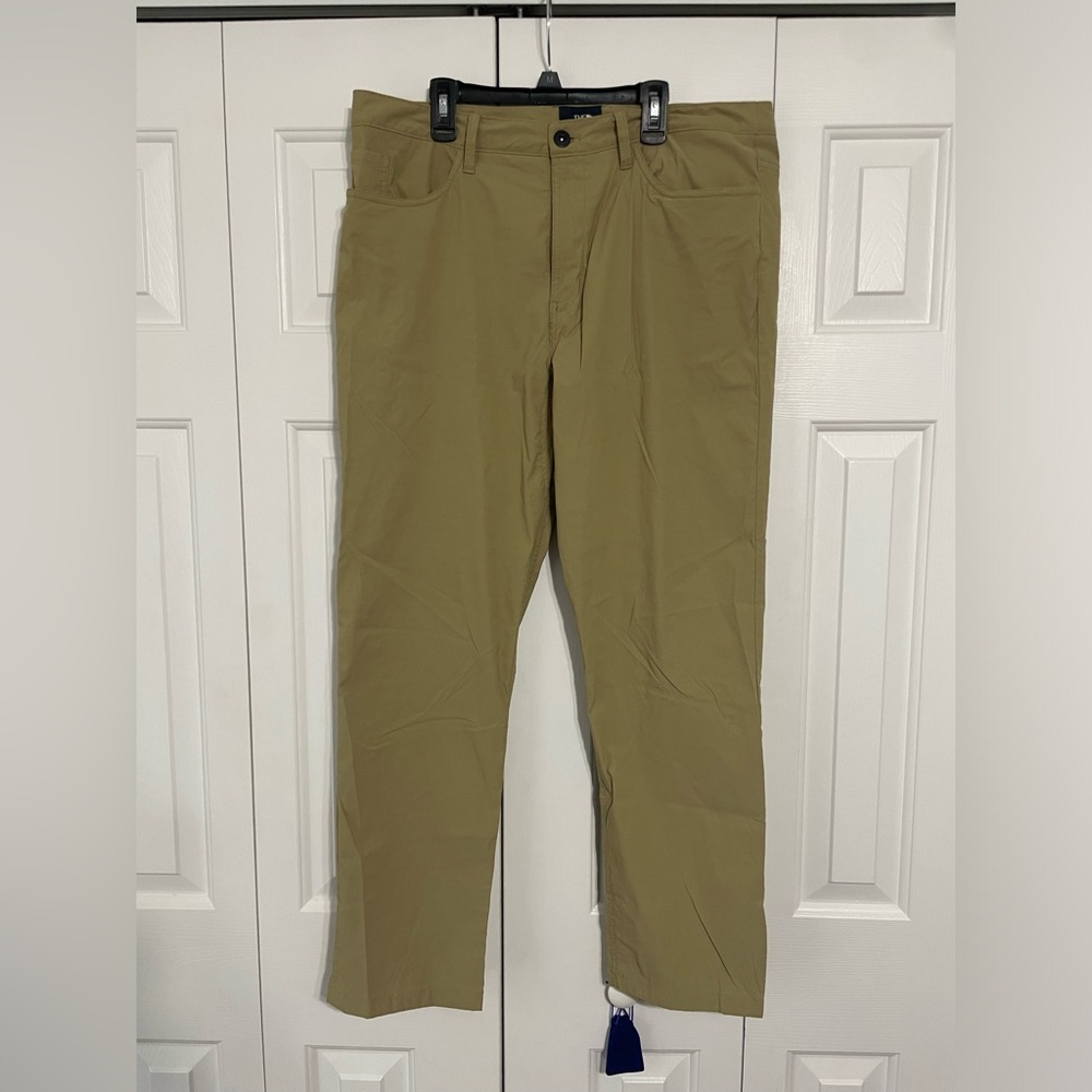 Men’s North Face Khaki Pants